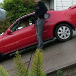 Comment se garer en toute sécurité sur une rue en pente ?