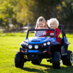 La petite voiture électrique : idée cadeau parfaite pour un enfant
